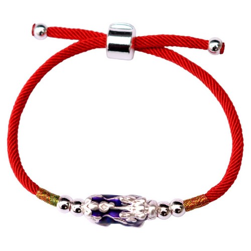 Pixiu brings wealth and protection, while silver enhances clarity and focus Pixiu brings wealth and protection, while silver enhances clarity and focus