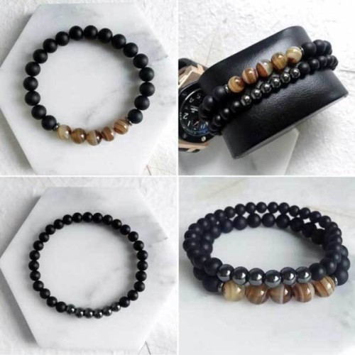 Agate and Hematite provide balancing and protective qualities, fostering stability