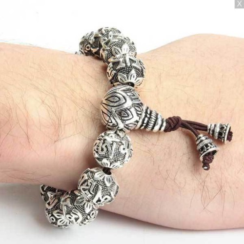 The Wu Lou symbol promotes health, longevity, and protection against illness The Wu Lou symbol promotes health, longevity, and protection against illness