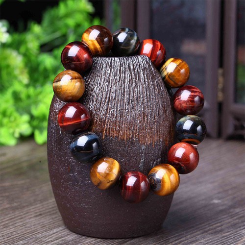 Tiger's Eye attracts wealth, boosts personal power, and the Feng Shui element provides overall protection Tiger's Eye attracts wealth, boosts personal power, and the Feng Shui element provides overall protection